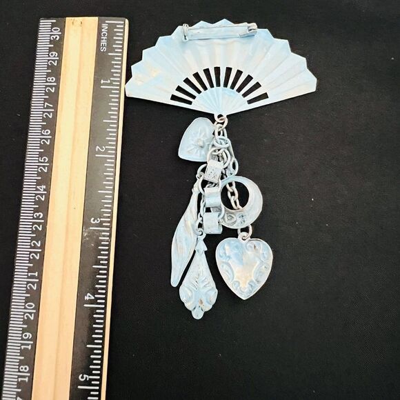 Vintage Enamel Steampunk Whimsical Fan Heart Dangle Chain Brooch Unique 4264 - Picture 8 of 10